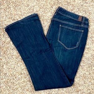 NWOT Vera Wang Women’s Bootcut Jeans Size 12